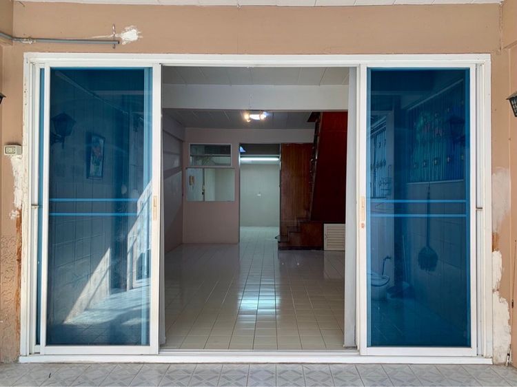 ขายทาวน์เฮ้าส์2ชั้น ทำเลดี หมู่บ้านพระปิ่น3 อ.บางใหญ่ สภาพดี แหล่งชุมชน บ้านสวยสะอาด เดินทางสะดวก เจ้าของขายเอง รูปที่ 2