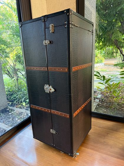 ตู้เก็บไวน์ หนังพียูลายจรเข้ สีน้ำตาล รูปที่ 3