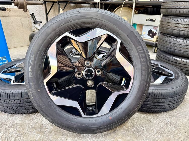 16" ล้อแม็ก BYD DOLPHIN ขอบ 16” ถอดป้ายแดง ยาง WESTLAKE 195-60R16 ปี 25 ตุ่มหน้ายางยังอยู่ครบ