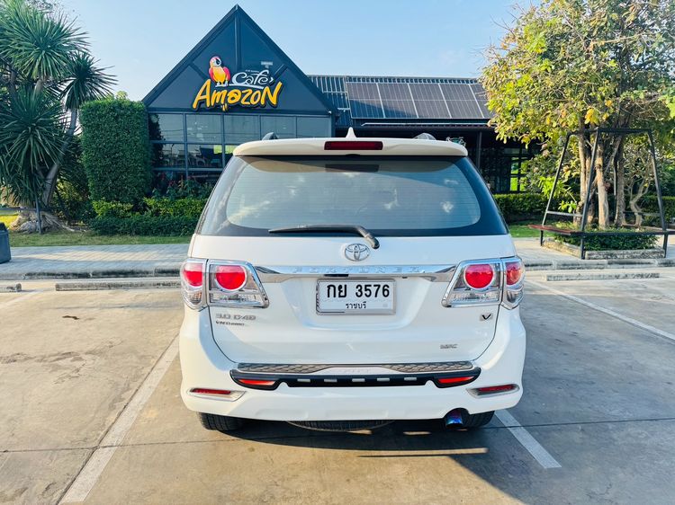 Toyota Fortuner 2012 3.0 V Utility-car ดีเซล เกียร์อัตโนมัติ ขาว รูปที่ 4