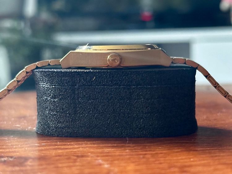 Nixon Time Teller 38 mm Gold (ฝรั่งขายเองครับ) รูปที่ 3