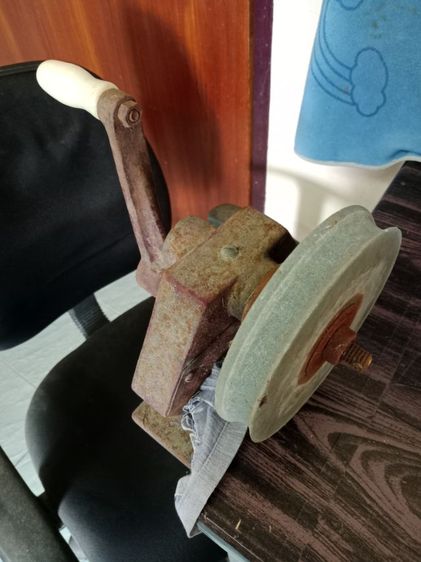 เครื่องมือเจียพลอย