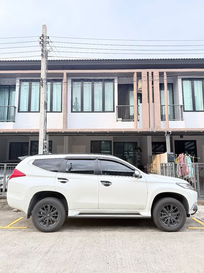 Mitsubishi Pajero Sport 2018 2.4 Elite Edition 2WD Utility-car ดีเซล ไม่ติดแก๊ส เกียร์อัตโนมัติ ขาว รูปที่ 2