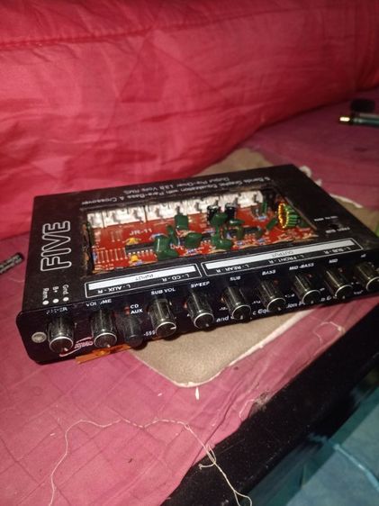 ซาวด์บาร์ ลำโพงแยกชิ้น และซับวูฟเฟอร์ อื่นๆ ปรี ขยายเสียง