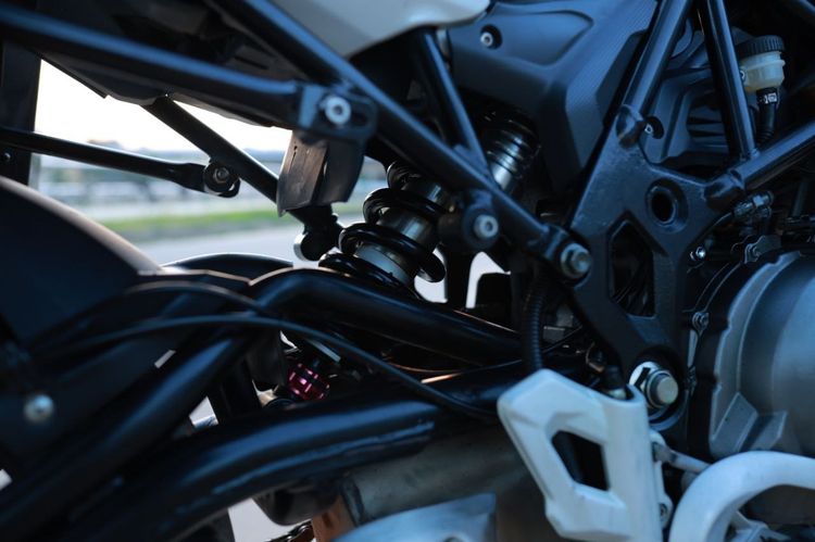 BENELLI TRK 502 รูปที่ 9