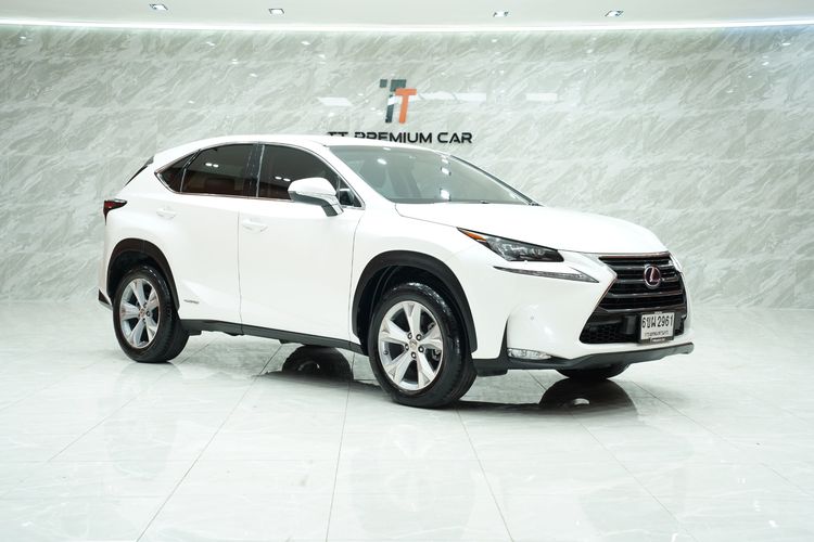 Lexus Nx300h 2015 2.5 Grand Luxury Utility-car ไฮบริด เกียร์อัตโนมัติ ขาว