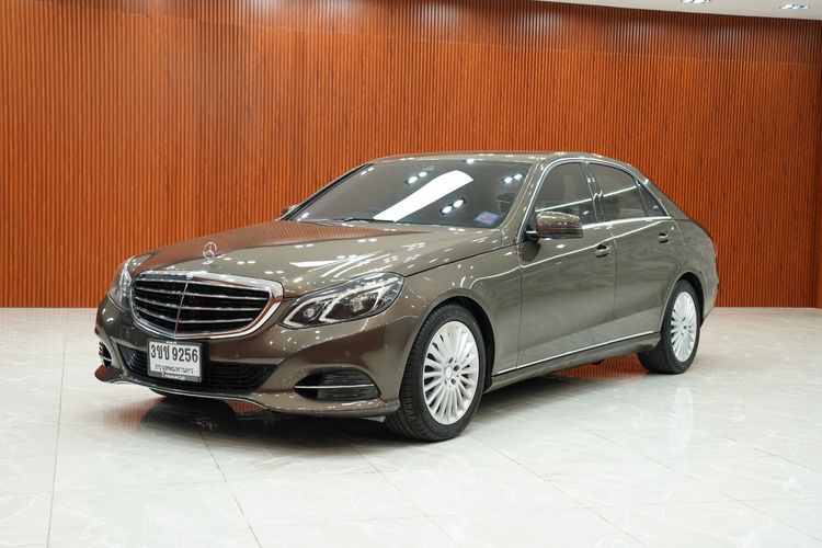 Mercedes-Benz E-Class 2014 E300 Sedan ดีเซล เกียร์อัตโนมัติ น้ำตาล รูปที่ 4