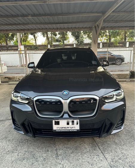 รถ BMW iX3 M Sport Inspiring LCI สี เทา