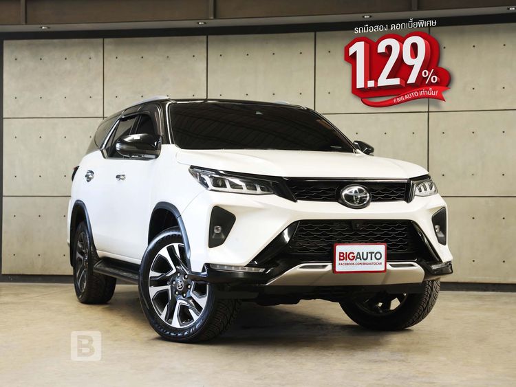 Toyota Fortuner 2021 2.8 Legender Black Top 4WD Utility-car ดีเซล ไม่ติดแก๊ส เกียร์อัตโนมัติ ขาว