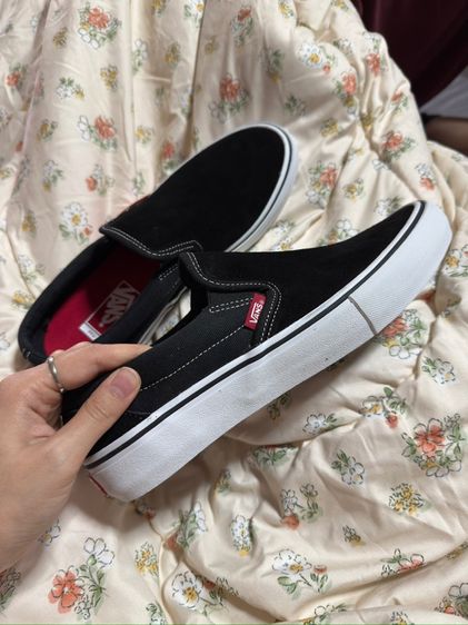 ดำ ผ้า รองเท้าผ้าใบ UK 8 | EU 42 | US 8.5 อื่นๆ รองเท้า Vans slip on Pro