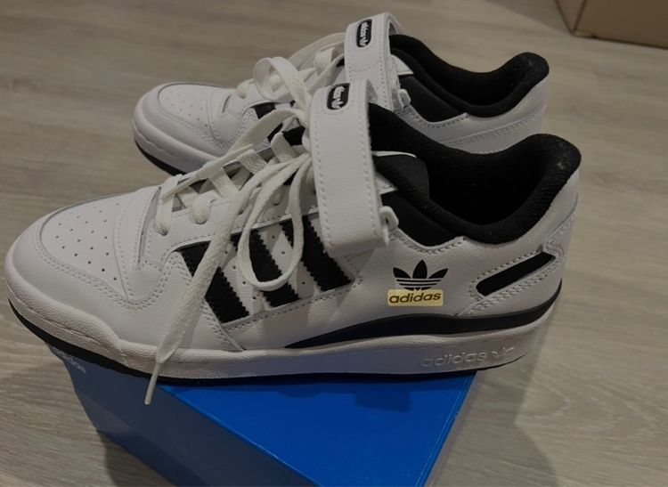 รองเท้า adidas FORUM LOW รูปที่ 2