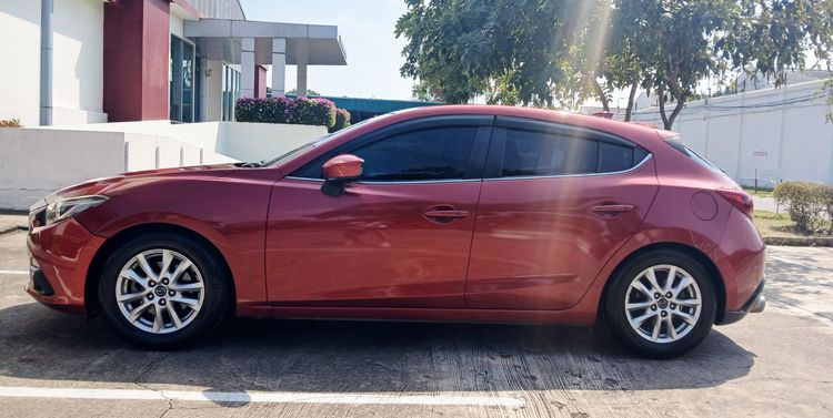 Mazda Mazda3 2014 2.0 SP Sports Sedan เบนซิน ไม่ติดแก๊ส เกียร์อัตโนมัติ แดง รูปที่ 4