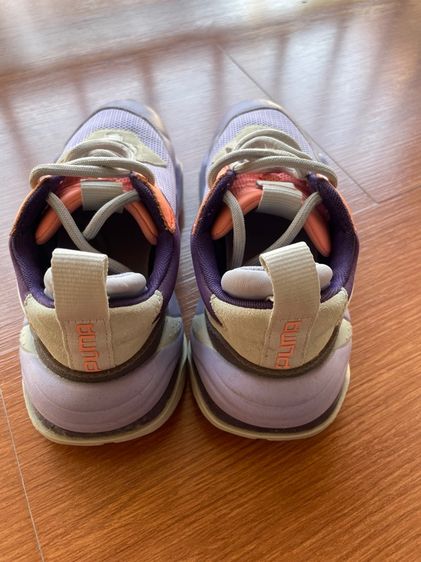 รองเท้าผ้าใบมือ 2 รูปที่ 4