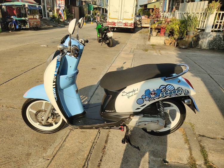 Honda 2011 🛵ยังไงก็ขาย SCOOPY-i ปี 54 เครื่องดี สีสวย สตาร์ทมือ เล่มชุดโอนครบ+เปลี่ยนถ่ายน้ำมันเครื่องฟรี ส่งฟรี30 ก.ม