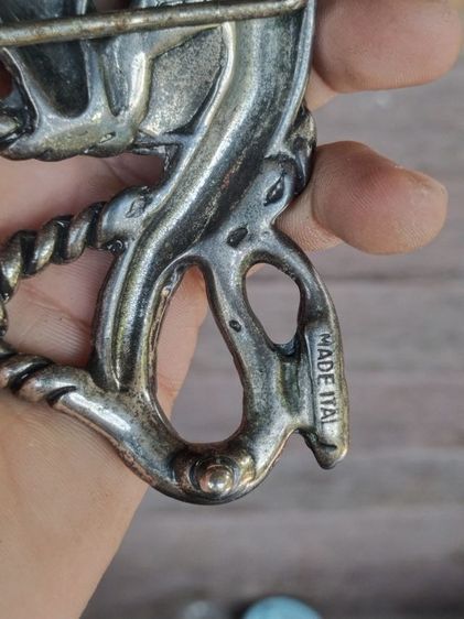 หัวเข็มขัด มังกร ไม่แน่ใจ ว่าใช่เงินไหม รูปที่ 4