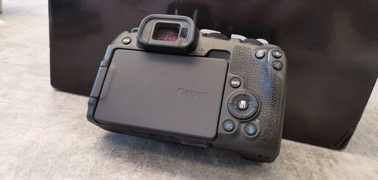 ขาย R8 อปกศ พร้อมอะเดปเตอร์ และ L plate สภาพของใหม่ รูปที่ 8