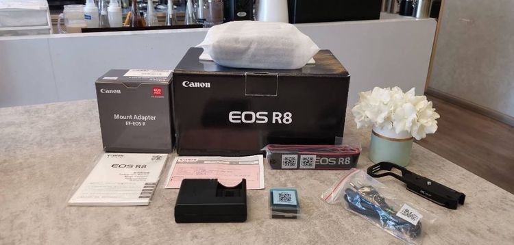 ขาย R8 อปกศ พร้อมอะเดปเตอร์ และ L plate สภาพของใหม่ รูปที่ 3