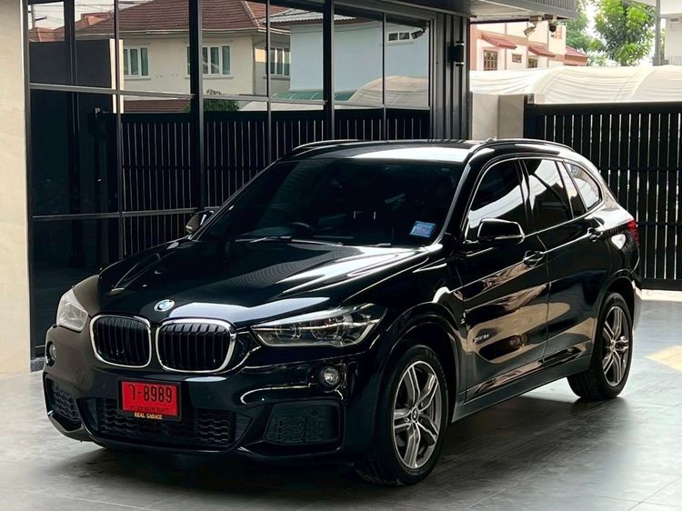 รถ BMW X1 2.0 sDrive18d M Sport สี ดำ