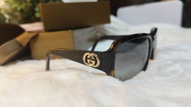 แว่นกันแดด Gucci รูปที่ 2