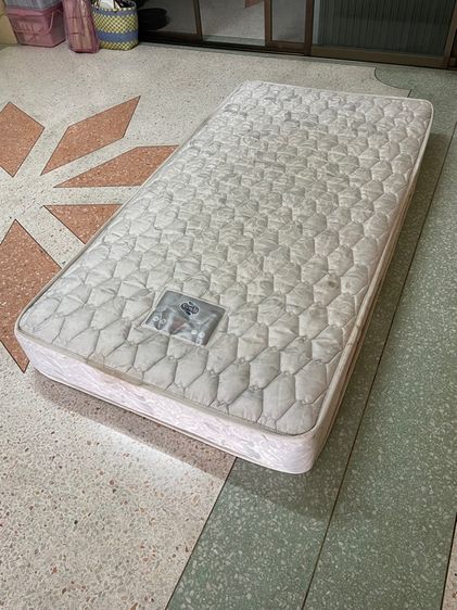 ฟูกที่นอน 3.5 ฟุต ยี่ห้อ Synda