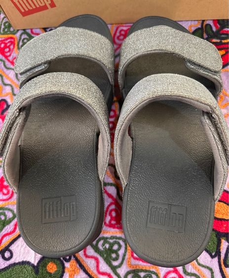 Fitflop รองเท้าแบบสวมสีดำ รูปที่ 2