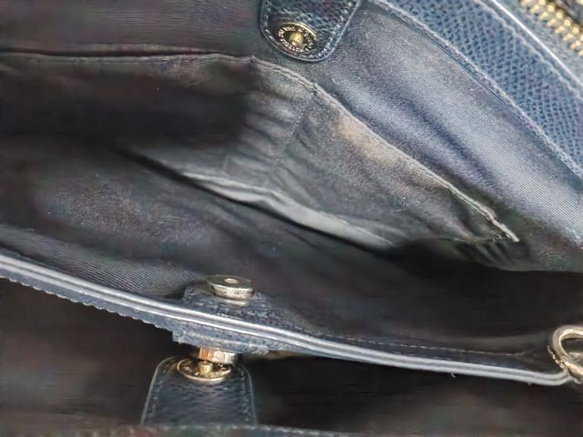 ขายกระเป๋า. COACH.  สภาพดีมาก รูปที่ 7