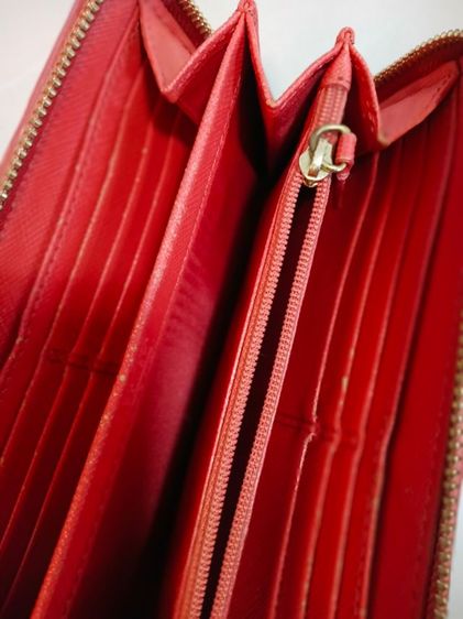 ขายกระเป๋าCoach สีแดงสภาพดี รูปที่ 2