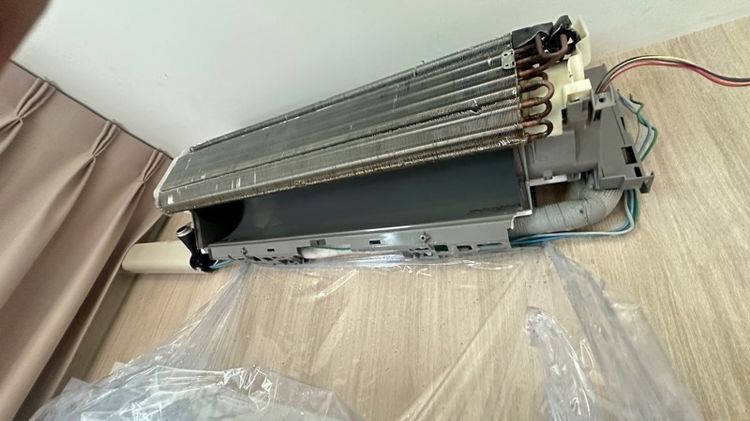 บริการล้างแอร์ ซ่อมแอร์ไม่เย็น ถอดแอร์ แอร์บ้านครบวงจร รูปที่ 12