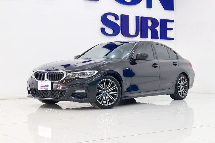 รถ BMW Series 3 320d สี ดำ