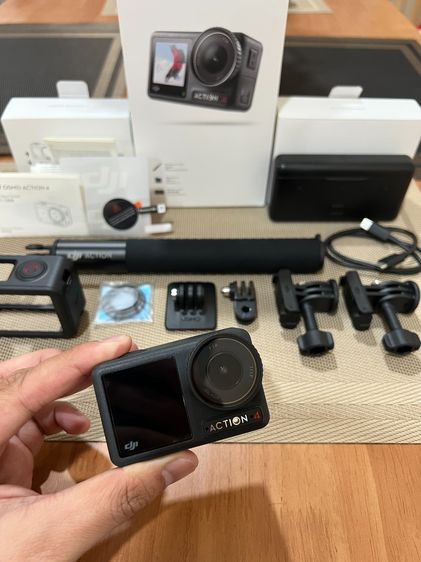 (แถม 128 GB) DJI Osmo Action 4 Adventure Combo สภาพมือใหม่ ไม่ผ่านการใช้งาน รูปที่ 2