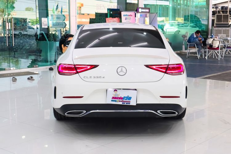 Mercedes-Benz CLS-Class 2023 CLS220 D AMG Sedan ดีเซล ไม่ติดแก๊ส เกียร์อัตโนมัติ ขาว รูปที่ 4
