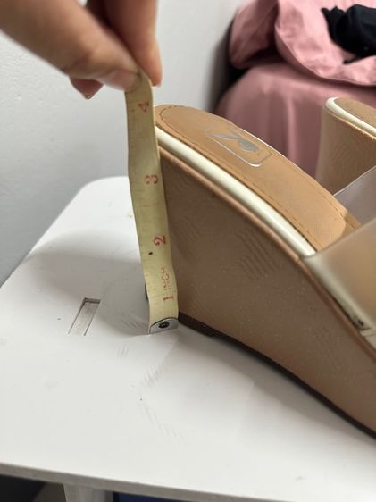 รองเท้าส้นเตารีด รูปที่ 4