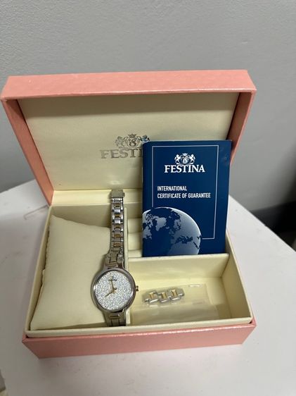 นาฬิกาข้อมือ