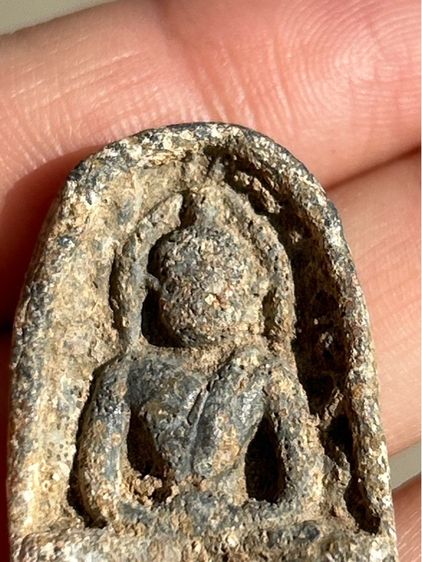 พระเครื่องสะสมที่บ้าน รูปที่ 8