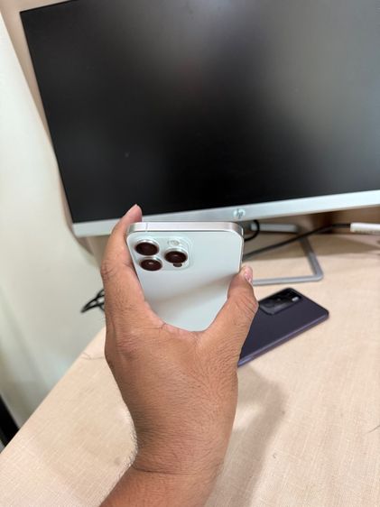 iPhone 15 Pro Max 1T(1024GB) White Titanium สวยใส เดิมๆ แบต 100 สอบถามเพิ่มเติมได้ครับ รูปที่ 9