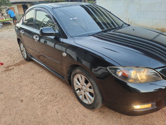 Mazda Mazda3 2010 1.6 Life Sedan เบนซิน ไม่ติดแก๊ส เกียร์อัตโนมัติ ดำ รูปที่ 4