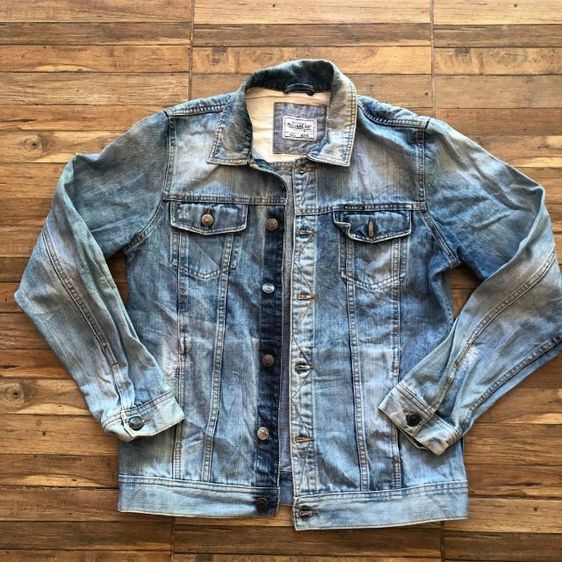 PullBear แจ้กเก้ตยีนส์ สวยงานดี 
 รูปที่ 2