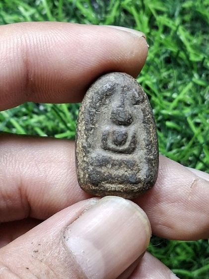 พระเนื้อตะกั่วเก่าไม่รู้ที่ รูปที่ 2