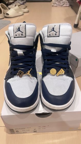 Nike Air Jordan 1 Mid SE