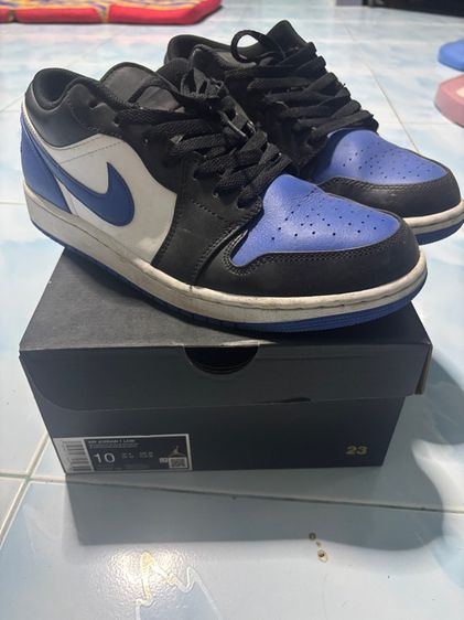 ร้องเท้า