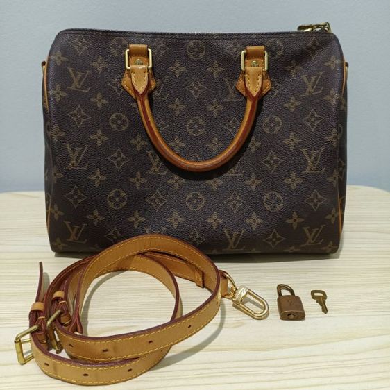 กระเป๋าแคนวาสมือสอง