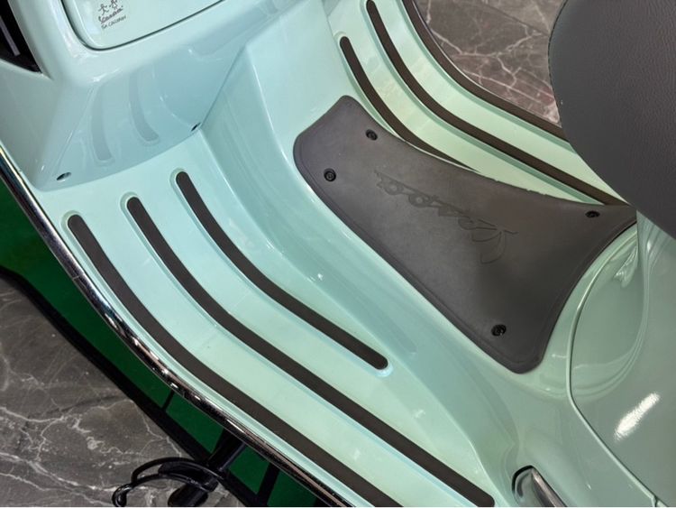 Vespa GTS300 Hpe รูปที่ 11