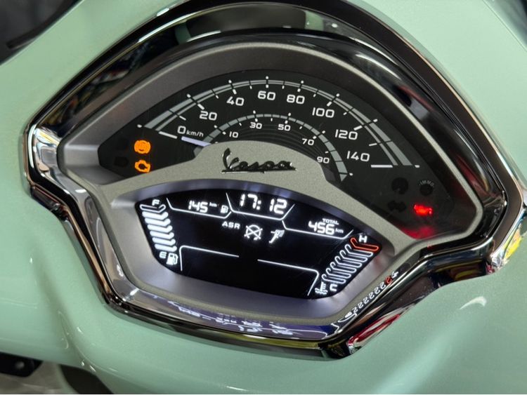 Vespa GTS300 Hpe รูปที่ 4