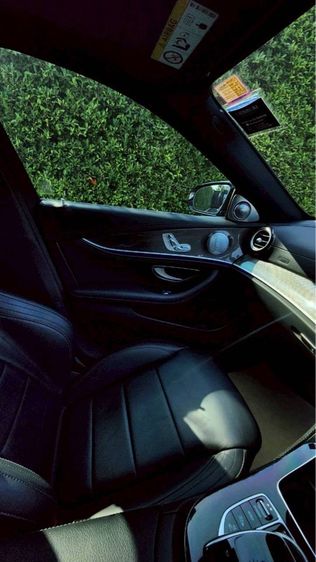 Mercedes-Benz E-Class 2018 E350 AMG Sedan ปลั๊กอินไฮบริด (PHEV) ไม่ติดแก๊ส เกียร์อัตโนมัติ บรอนซ์เงิน รูปที่ 3