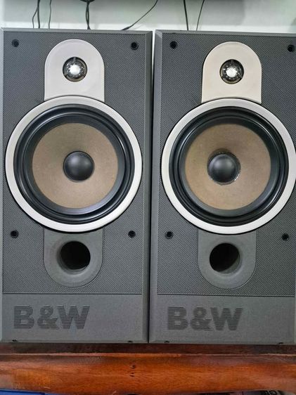 เครื่องเสียงไฮไฟ ลำโพงขนาดใหญ่ BW DM 560 Made in England ครับ