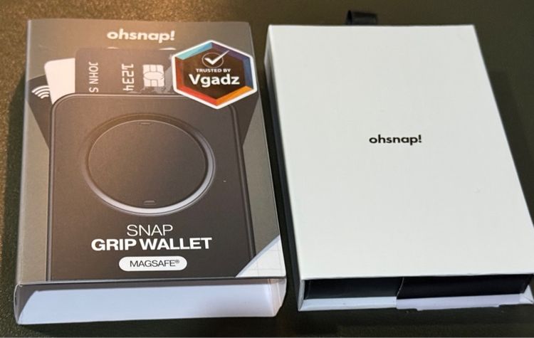 Ohsnap - Snap Grip Wallet with MagSafe 