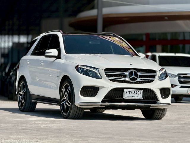 Mercedes-Benz GLE-Class 2017 GLE500 ปลั๊กอินไฮบริด (PHEV) เกียร์อัตโนมัติ ขาว รูปที่ 4