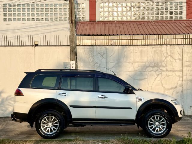 Mitsubishi Pajero Sport 2011 2.5 GT 4WD Utility-car ดีเซล ไม่ติดแก๊ส เกียร์อัตโนมัติ ขาว รูปที่ 4