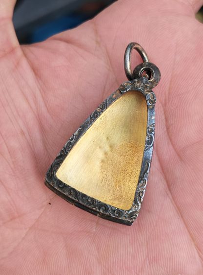 เครื่องเงินเก่า ตลับใส่พระเงินแท้ งานเก่า นน. 13.48 กรัม​ สวยหายากครับใบนี้​ ราคาดีๆครับ