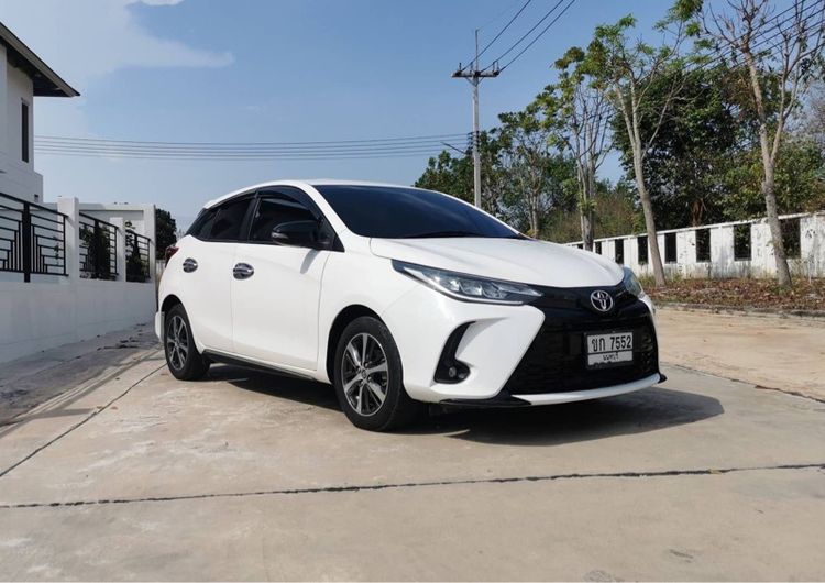 Toyota Yaris 2019 1.2 High Sedan เบนซิน ไม่ติดแก๊ส เกียร์อัตโนมัติ ขาว รูปที่ 3